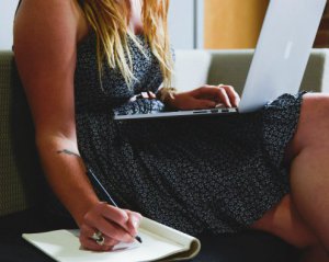 Хто найбільше заробляє онлайн: огляд популярних професій