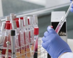 Україна закупила новітні ліки для тяжких Covid-хворих