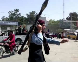 "Талібан" полює на людей, які співпрацювали з НАТО чи США: раніше їм обіцяли амністію