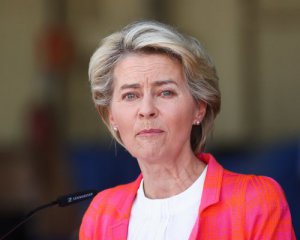 ЕС заморозил помощь Афганистану в размере 1 млрд евро