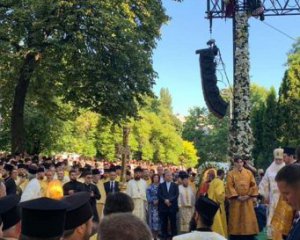 Віряни у Святій Софії подякували Порошенку за Томос