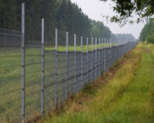 Польша построит двухметровый забор на границе с Беларусью