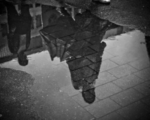 Суне значне похолодання: де пройдуть грози