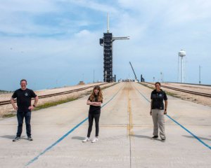 SpaceX назвала дату запуску першої цивільної космічної місії Inspiration4