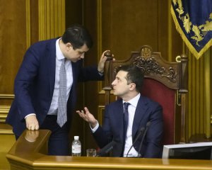 Разумков намекнул на сходство Зеленского и Януковича