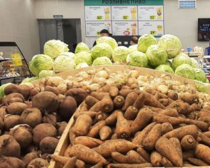 Какие продукты в ближайшее время подорожают: прогноз экономиста