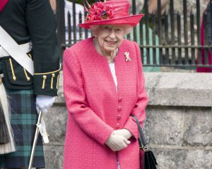 Королева, которая правит дольше всех монархов в британской истории