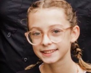 Убийца расстрелял семью. Спаслась только девочка, прикинувшись мертвой