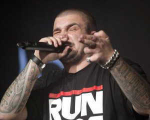 Репер-"кримнашист" Баста знову їде заробляти в Україну