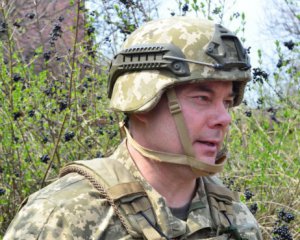 Украинский бойцов на Донбассе обстреливают снайперы