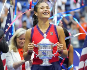 18-летняя теннисистка выиграла Открытый чемпионат США