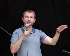 Отказ от кириллицы не оградит от России - Вятрович