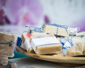 Чи може користуватися сім'я одним милом, як його обирати - що треба знати про засіб