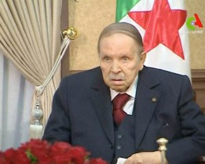 Умер експрезидент Алжира. Был авторитетом и боролся за независимость