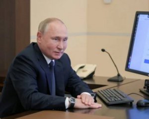 Выборы в России: Путина поймали на нарушениях