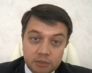 &quot;Трохи дивна ситуація&quot; - Разумков з&#039;явився на погоджувальці в онлайні