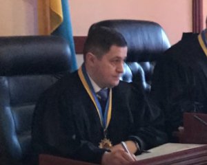 Взятка 2 тыс. грн и семь лет тюрьмы: ВАКС вынес приговор судье