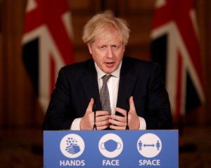 Британія вимагає від Росії видати підозрюваних у справі отруєння Скрипалів