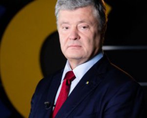 Якщо &quot;шавка&quot; Путіна тявкає, значить, ми все робимо правильно – Порошенко