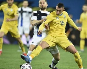 Показали, как игроки сборной Украины изучают финские фамилии