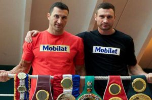 Впервые в истории бокса - братья Кличко собрали все чемпионские пояса