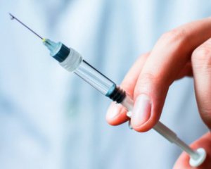 ВООЗ рекомендувала третю дозу вакцини від Covid-19 деяким категоріям людей
