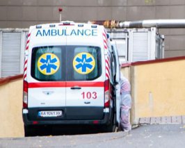 В &quot;скорой&quot; умер итальянец, которому отказали в госпитализации две больницы