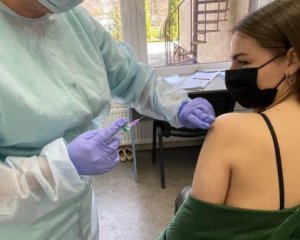 В Украине могут отменить обязательную вакцинацию от Сovid-19
