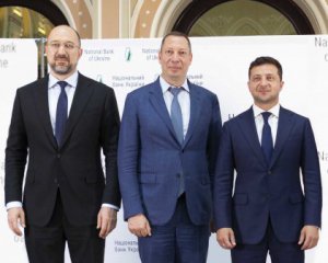 Зеленський хоче звільнити голову Нацбанку - Bloomberg