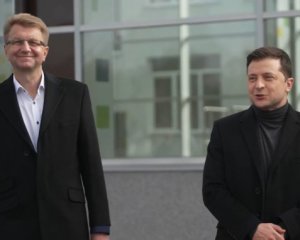 Зеленський водив по Черкащині кандидата від "слуг" - "Опора" каже про адмінресурс