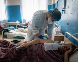 Кисню в лікарнях на три доби: червоний регіон б'є на сполох