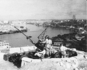 Севастополь обороняли 250 днів