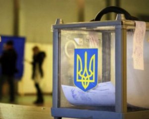 На избирательных участках в Харькове фиксируют массовые нарушения