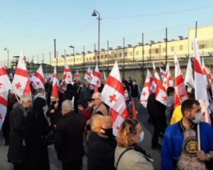 Саакашвілі планує держпереворот: Грузія вибухнула новими  протестами