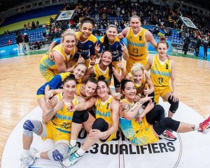 Украина разбила Францию в отборе к Евро