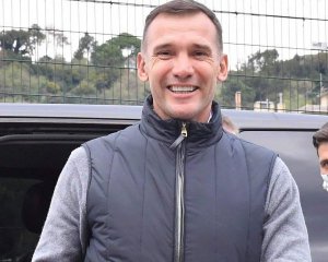 Моуриньо приготовиться. Шевченко выиграл свой первый матч во главе "Дженоа"