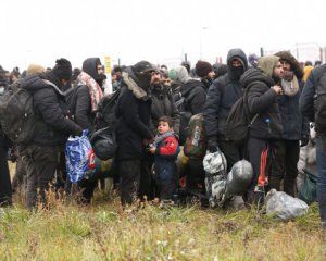 Более 300 мигрантов добровольно покинут Беларусь