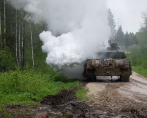 Эстония проводит неплановые учения возле границы с Россией