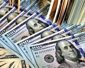 Валюта стрімко подорожчала після вихідних