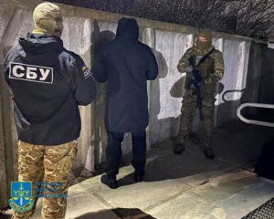 На границе с Россией поймали участника захвата Луганского аэропорта