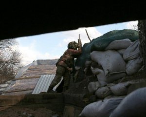 На Донбассе ранены двое украинских военных. Один в тяжелом состоянии