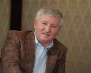 Партія Зеленського оголосила бойкот каналам Ахметова - у медіа олігарха відповіли