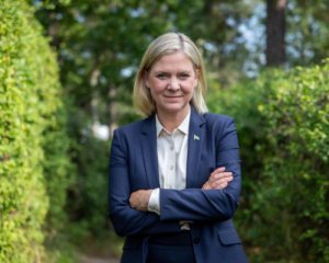 Пропрацювала один день. Перша жінка-прем'єр Швеції пішла з посади