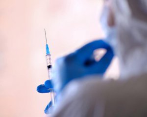 В   стране заявили о 100-процентной вакцинации населения