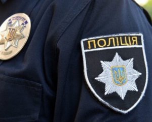 Бійка та ножові поранення: чоловіки не поділили жінок в ресторані
