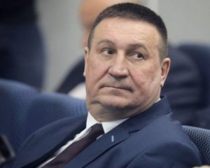 Чехия выдворила главу Беларусской федерации футбола