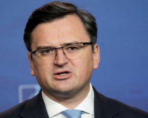 Російські війська біля кордону: Україна просить у НАТО нових санкцій