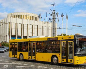 Сплатити проїзд у громадському транспорті Києва можна буде по-новому