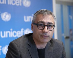 ЮНІСЕФ працює над програмою захисту українських дітей