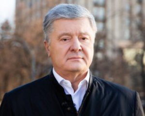 Порошенко закликав обговорити в Раді російську загрозу